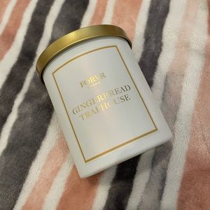 Forvr Mood “Gingerbread Traphouse” Sweet Candle